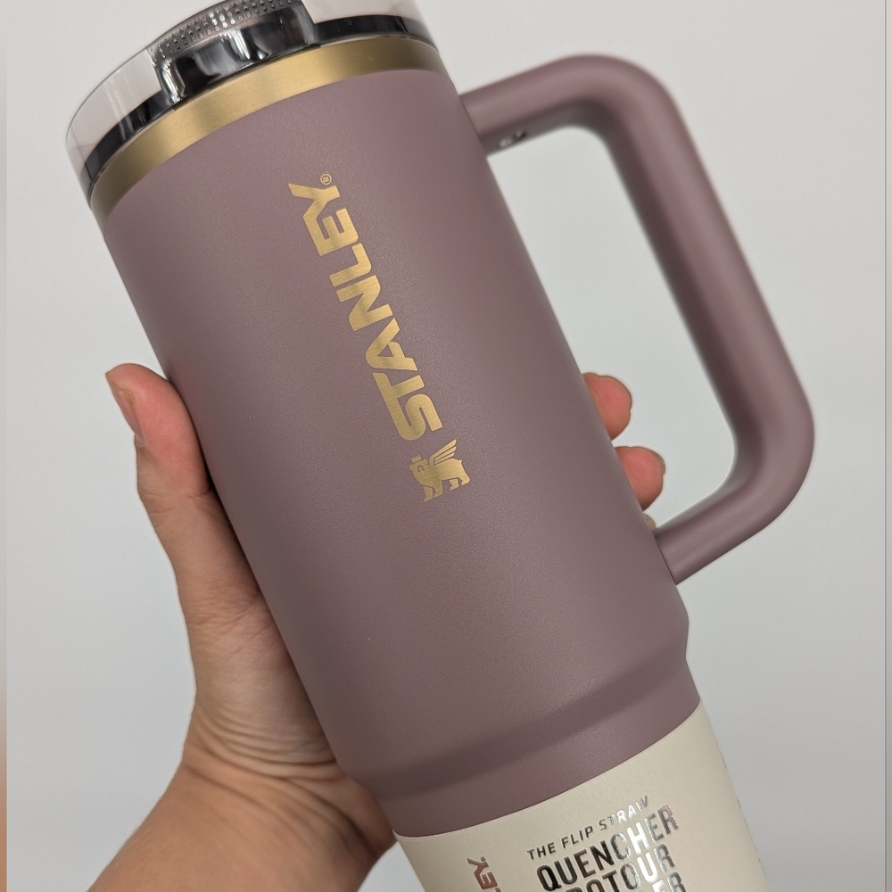 New STANLEY Quencher H2.0 Protour Tumbler cup 40 OZ Cashmere 🍂🍁 Fall 2025
